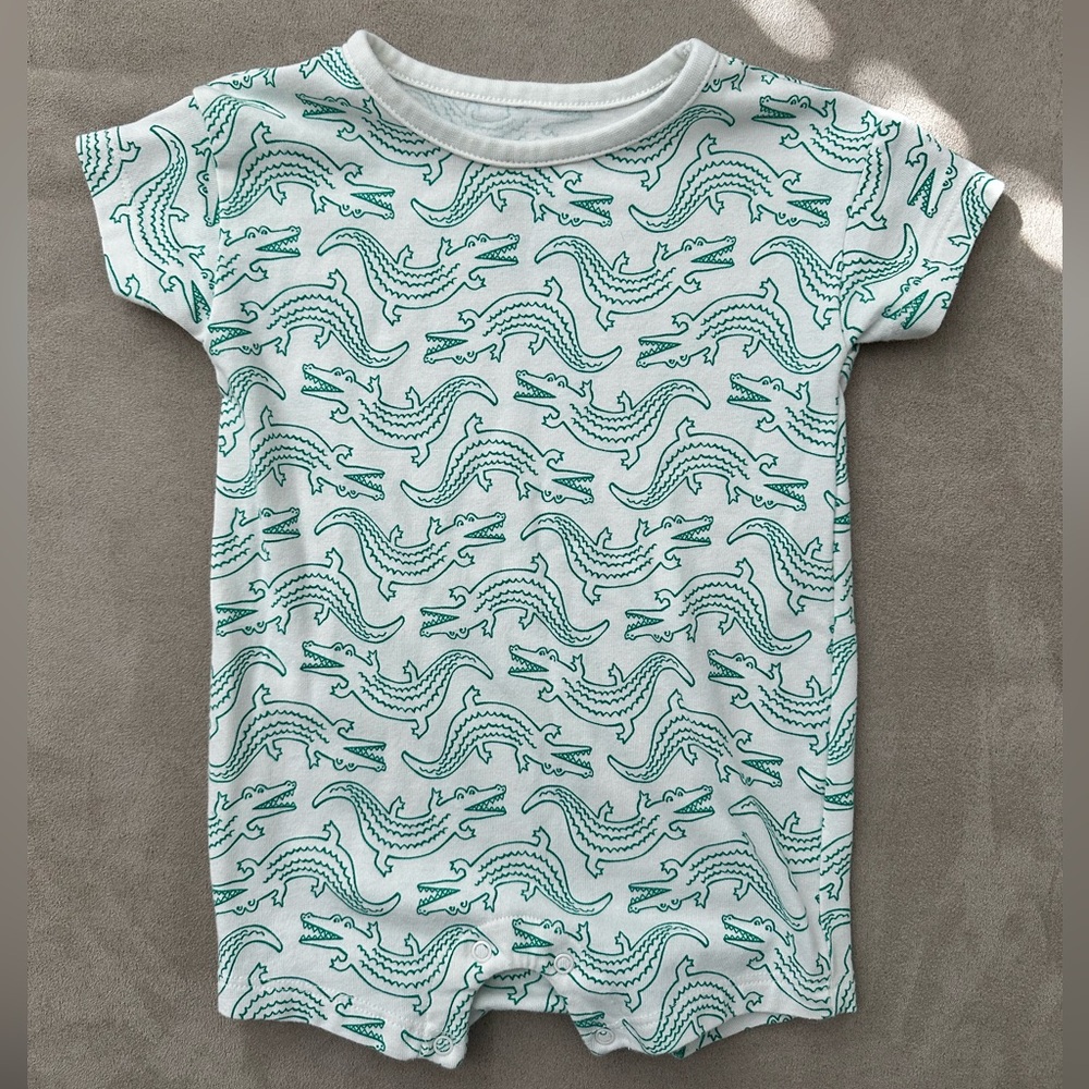 Cat and Jack Alligator Print Shortie